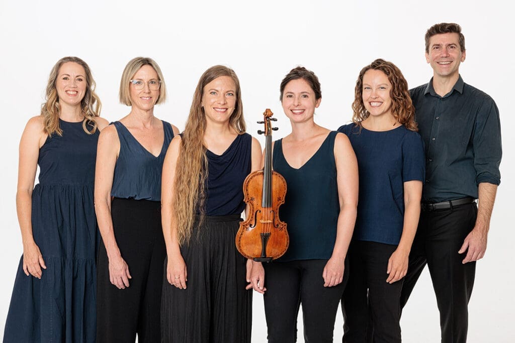 Vivaldi's four seasons 5 1200