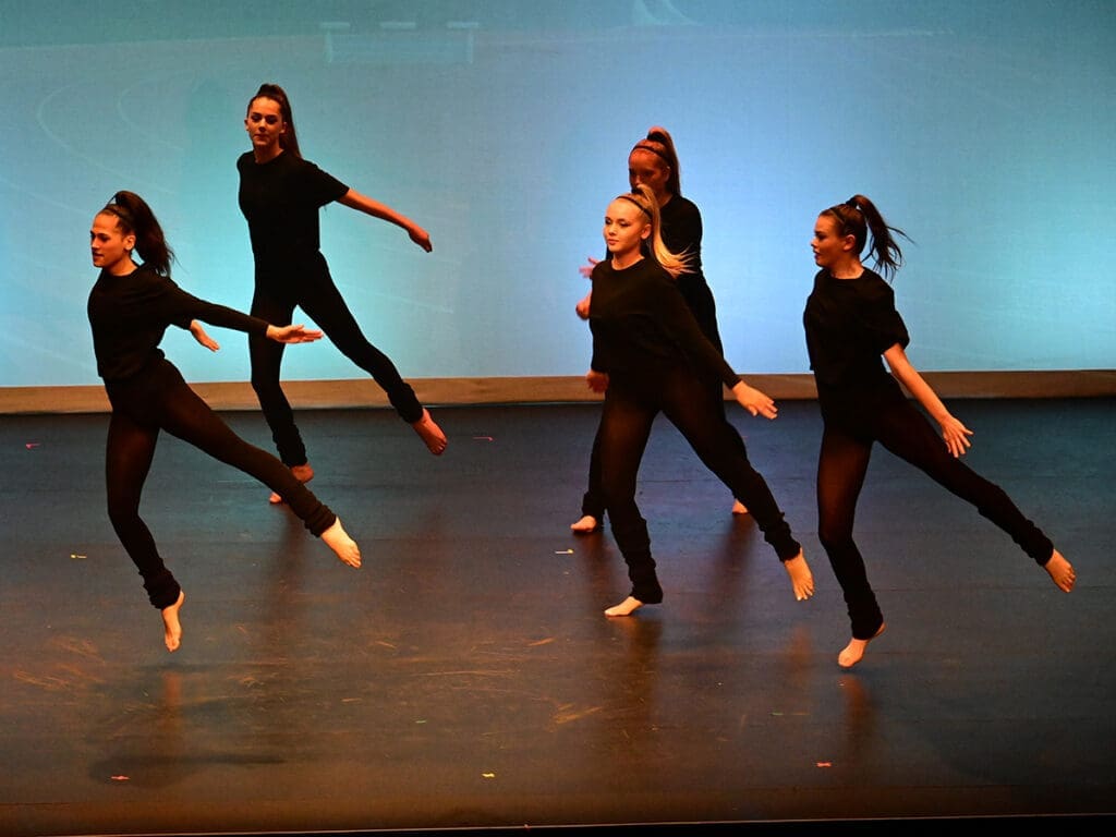 10 dance arts fest 23