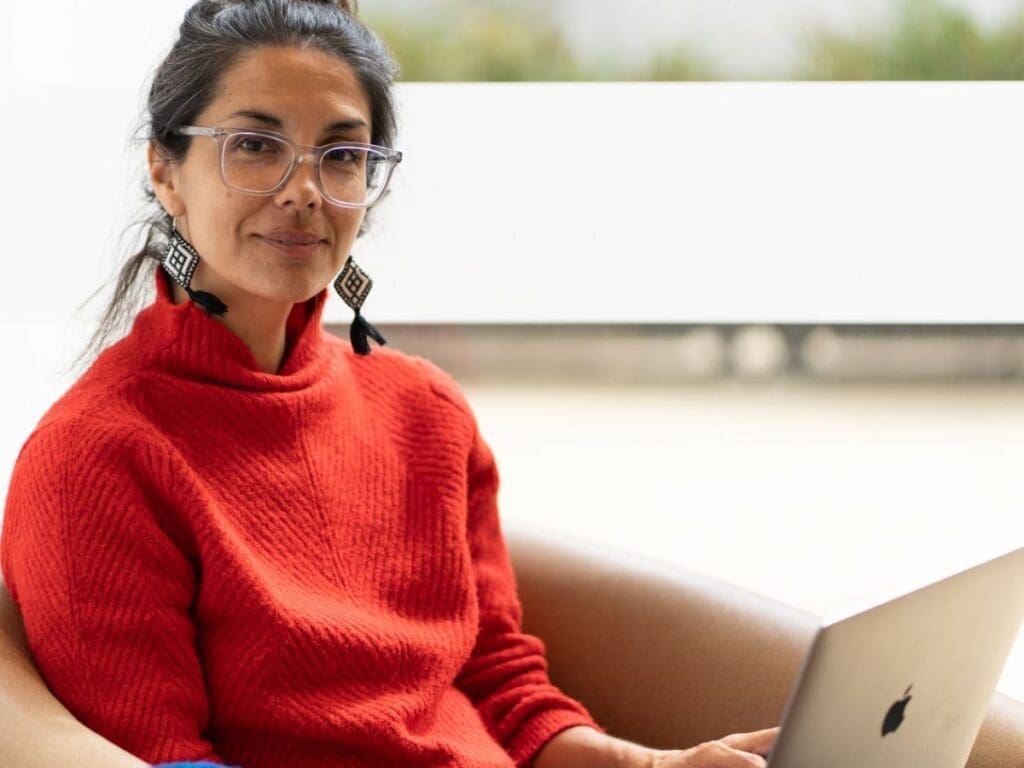 Adelina find your story 12x9 1