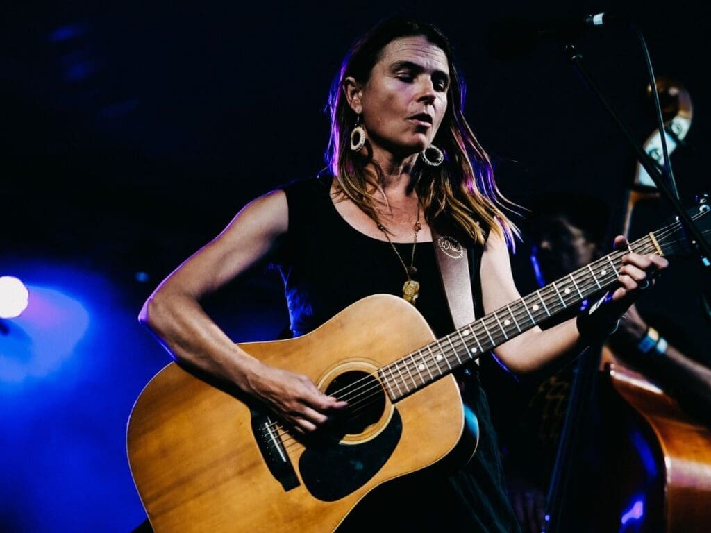 Bec find your story 12x9 1